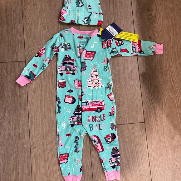 Hatley Christmas PJ Bundle - BNWT - Picture 3 of 3